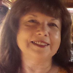 Meet your Posher, Elena